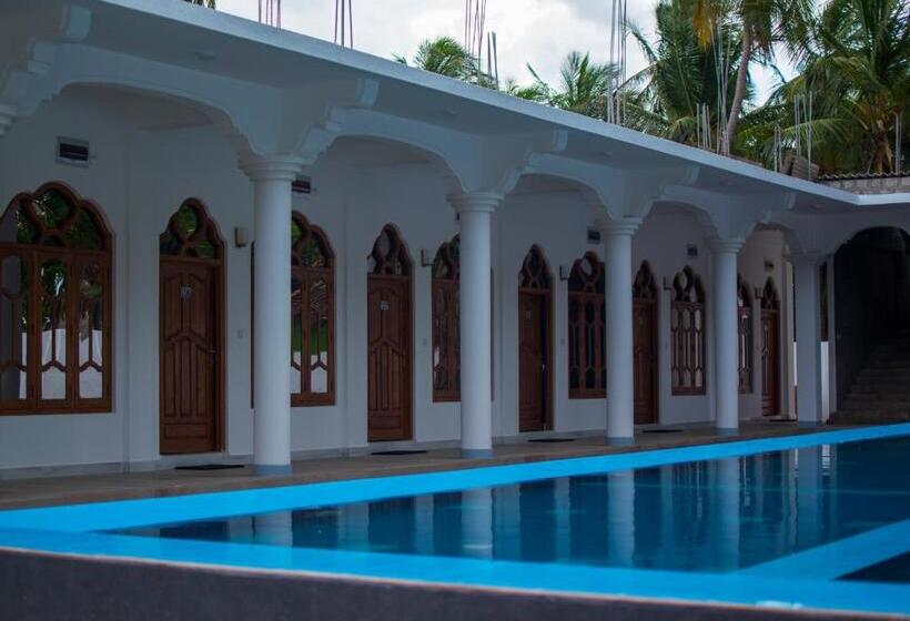 Отель Mrd Beach