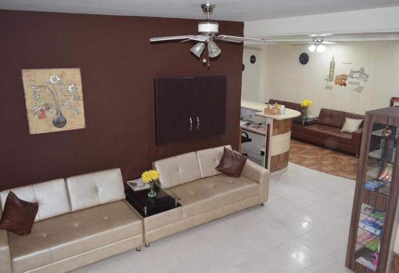 호텔 Plaza Cúcuta Center