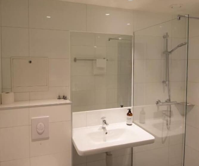 فندق على الطريق Sandnessjøen Overnatting