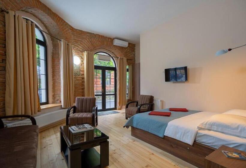 Wine Inn Borjomi Apart