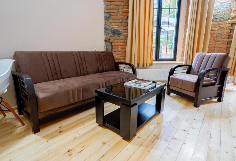 Wine Inn Borjomi Apart