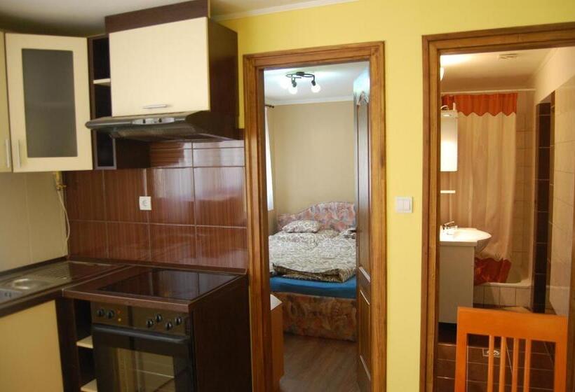 Belvárosi Panzió Pápa