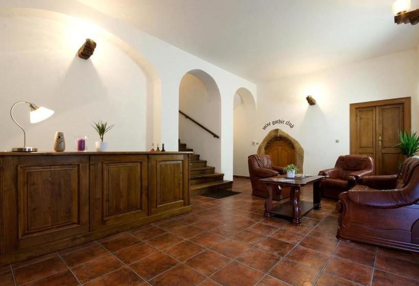 בית מלון כפרי Palace Kutna Hora