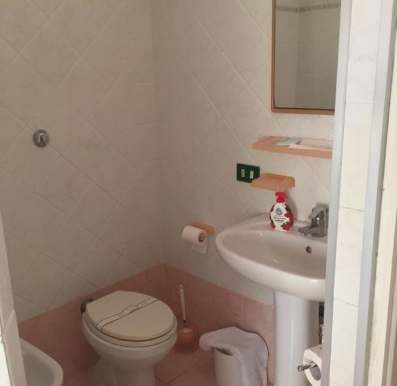 펜션 Affittacamere A Due Passi Dal Mare