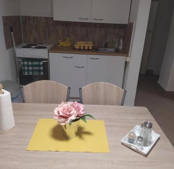 ペンション Kolpingház Pécs