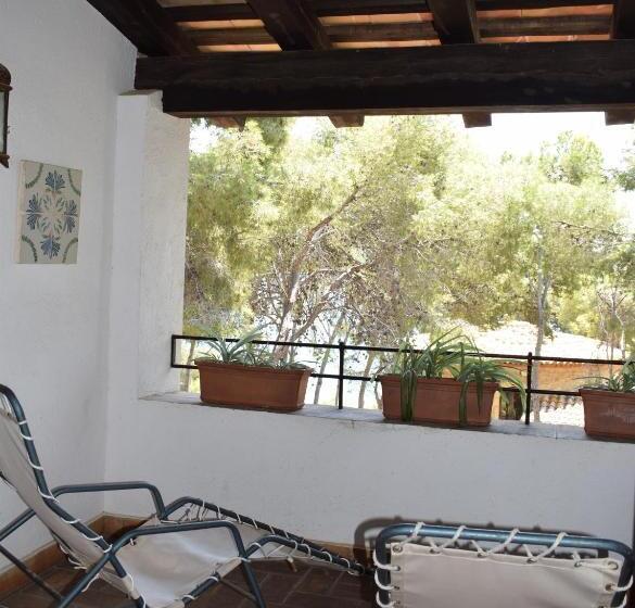 פנסיון L àncora De Barà