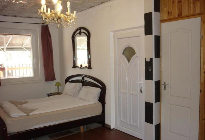 پانسیون R1 Rolléder Apartman Ház