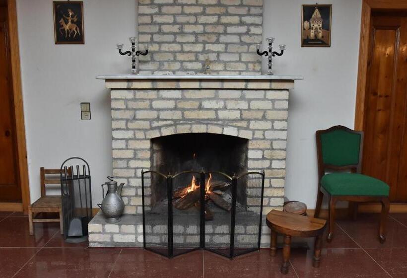 پانسیون Shorena's House