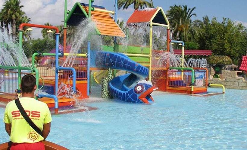 Playamarina 1 Reception