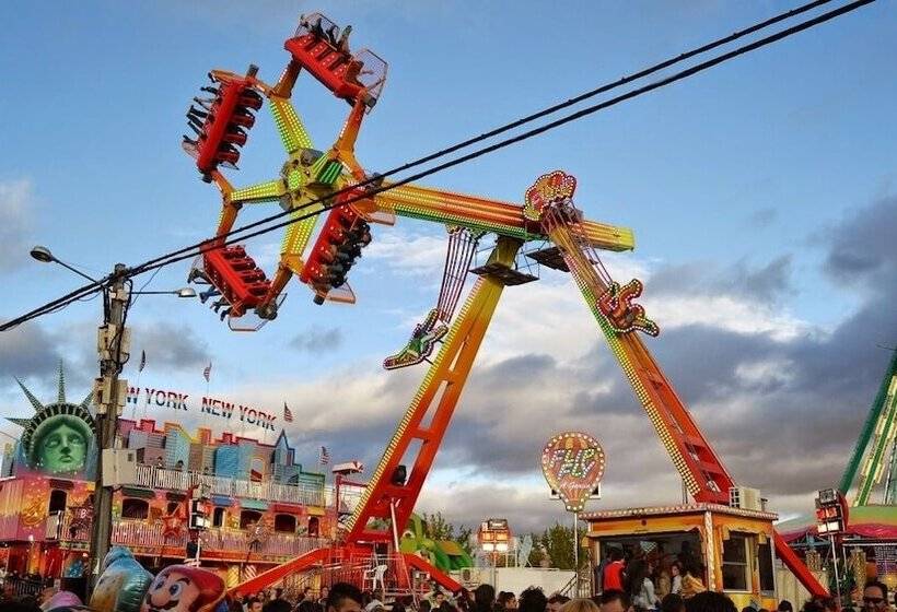 Playamarina 1 Reception