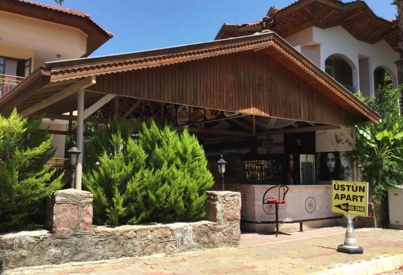üstün Apart