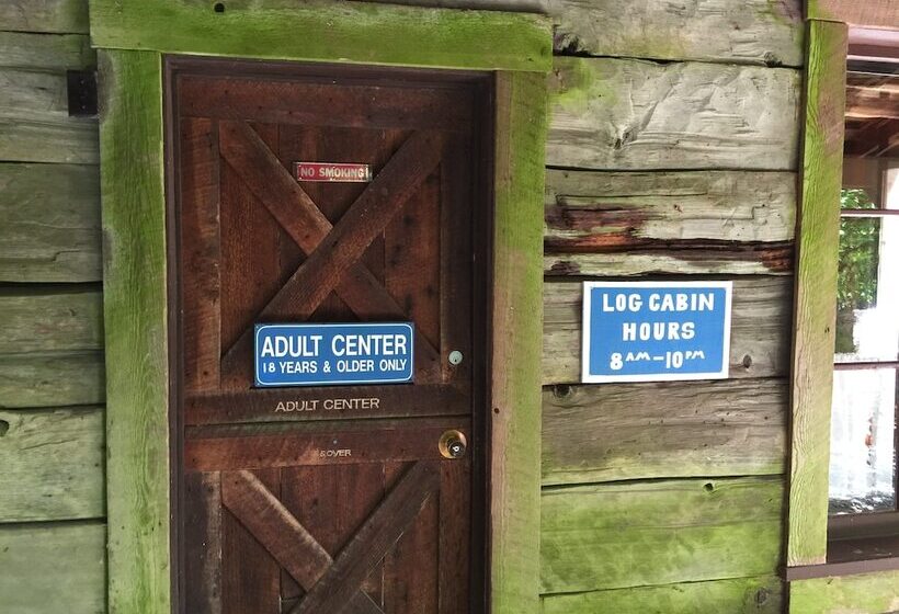 59sw   Fireplace   Dishwasher   Washer/dryer   Sleeps 6