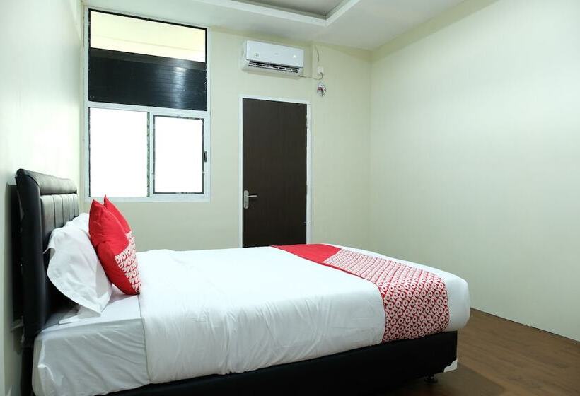 호스텔 Guest House D'makmoer By Oyo Rooms