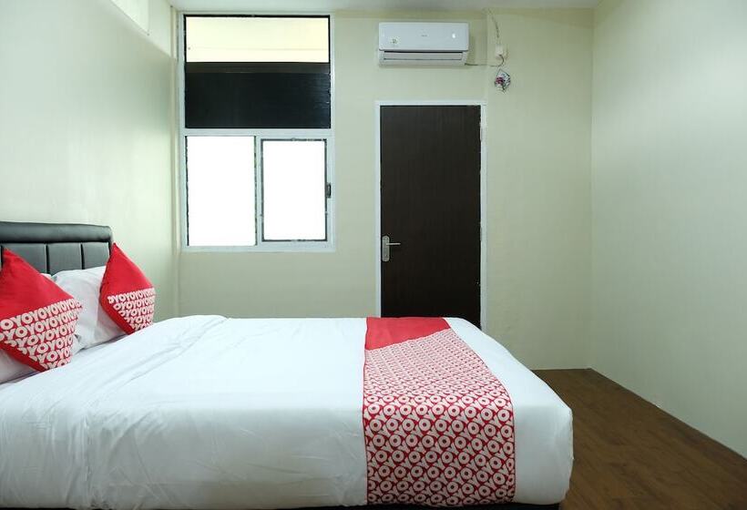 호스텔 Guest House D'makmoer By Oyo Rooms