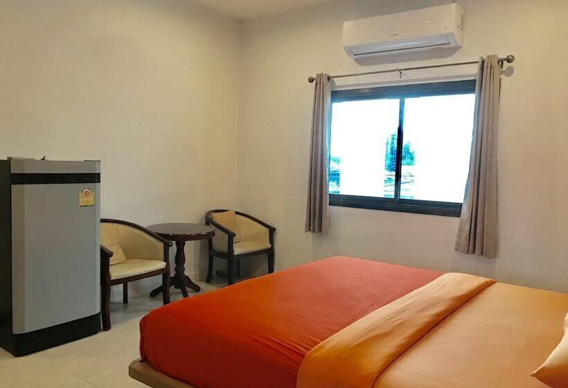 هاستل Hiranyika Cafe And Bed