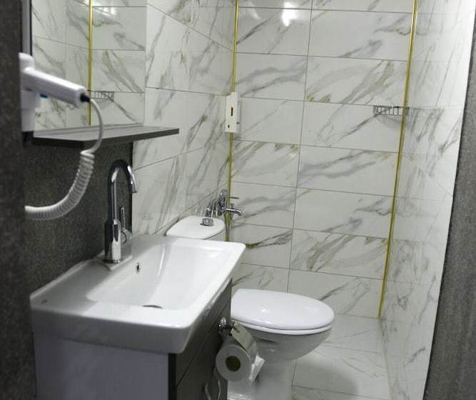 مبيت وإفطار Bartin Emniyet Otel