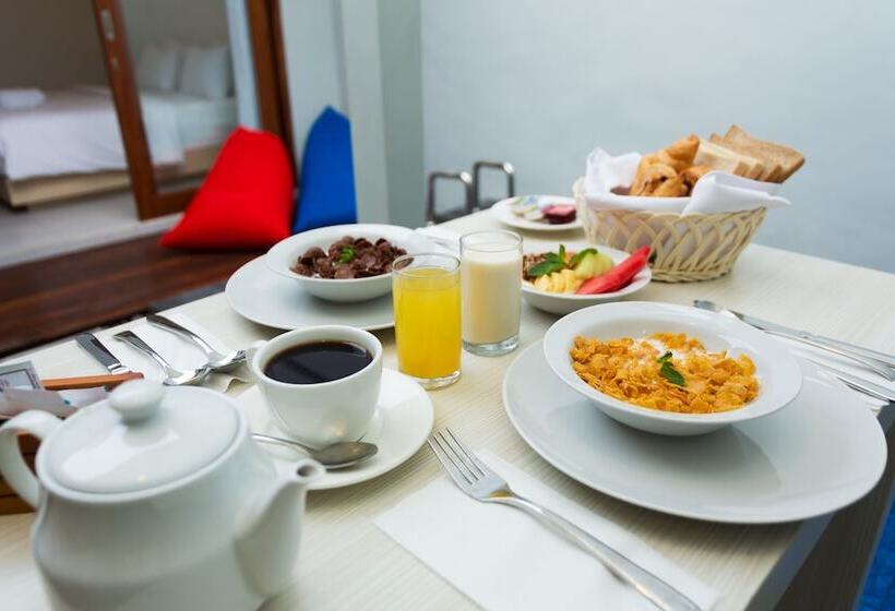 تختخواب و صبحانه Radea Villa