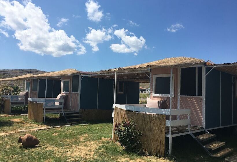 Nocleg ze śniadaniem Surf Inn Gokceada