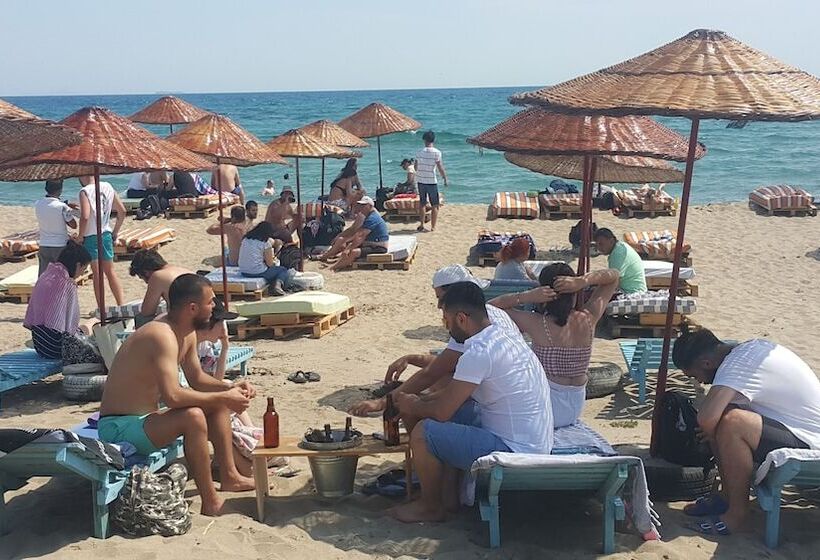 Nocleg ze śniadaniem Surf Inn Gokceada