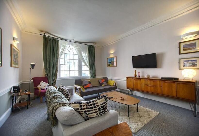 Cinque Ports Retreat