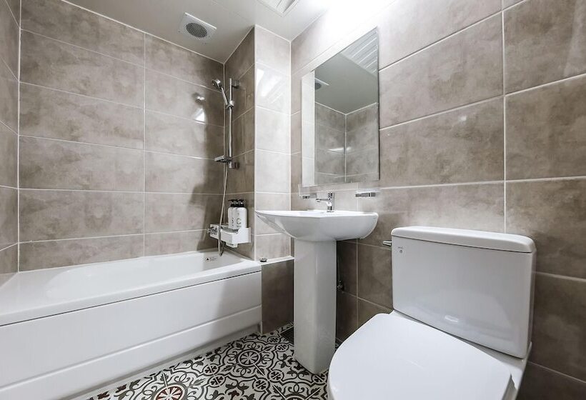 Gongju Hotel Fashion