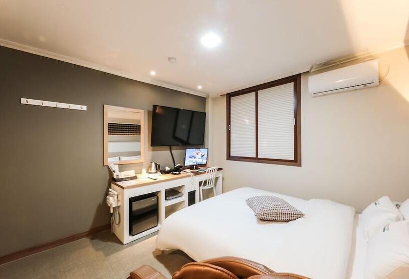 Gongju Hotel Fashion