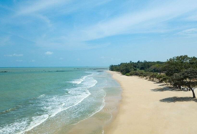 בית מלון כפרי Anantara Desaru Coast Resort & Villas