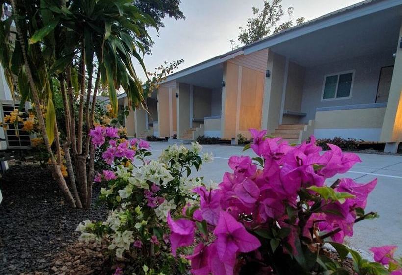 فندق Baan Suan Wassana Buriram