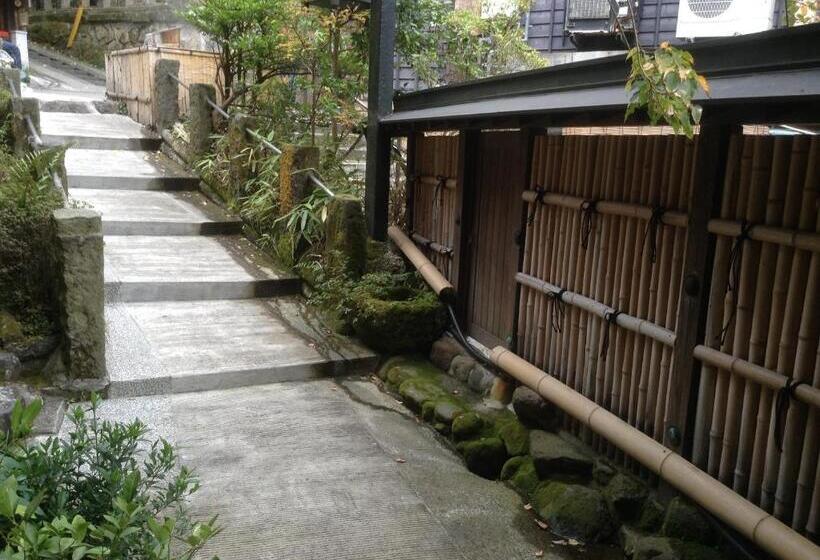 Отель Fumoto Ryokan