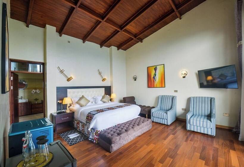 هتل Gorilla Heights Lodge