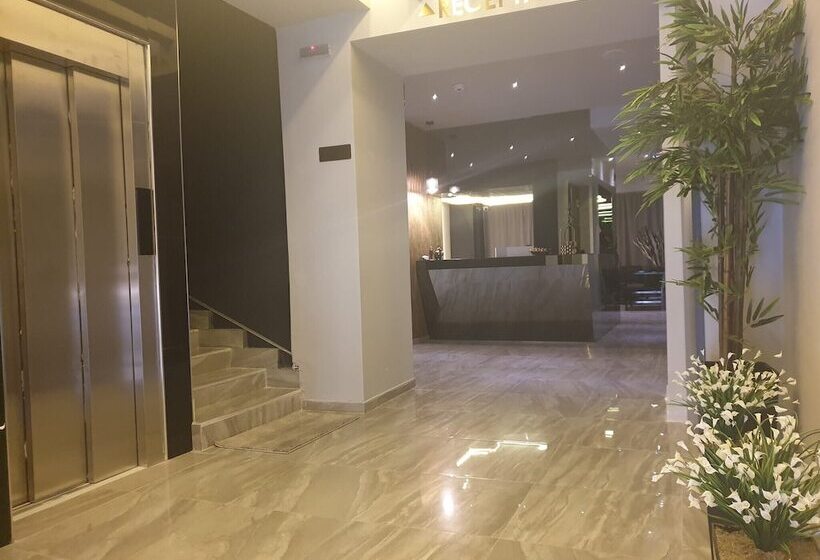 هتل International Palace