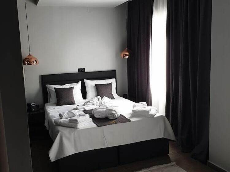 هتل International Palace