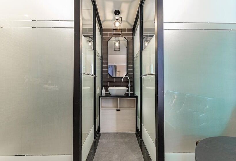 Hotel Jinju Brown Dot Jinjuseong Branch