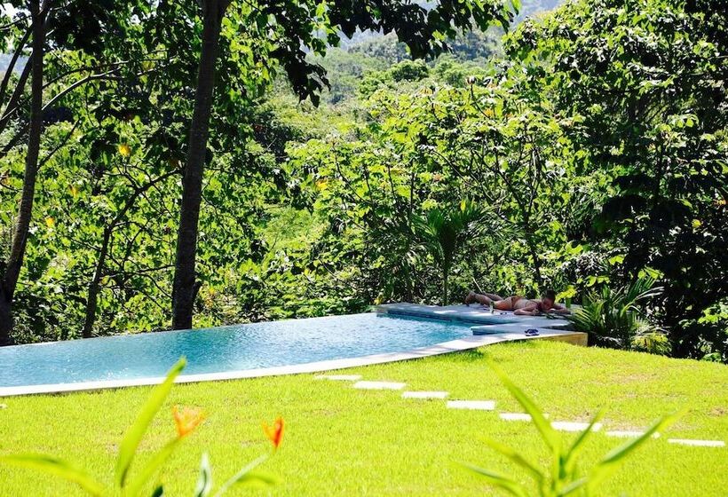 فندق Jungle Lodge At Wild Sun Rescue Center