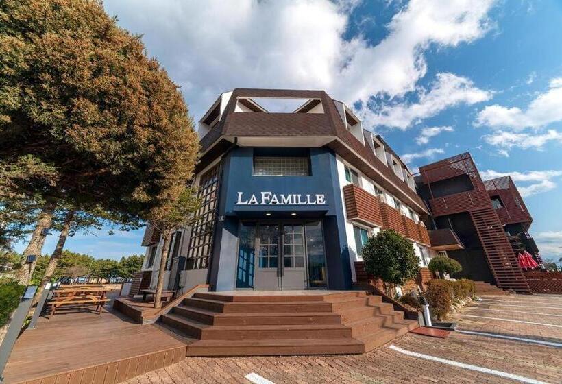 酒店 La Famille