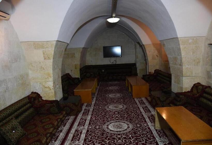 هتل La Riva Konakları