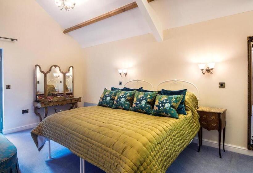 Отель Pale Hall