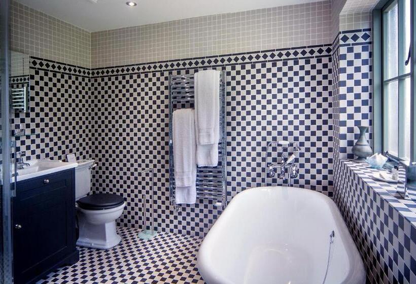 Отель Pale Hall