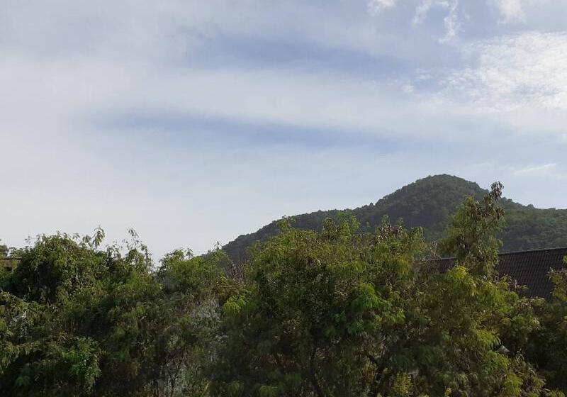 Отель Praew Mansion