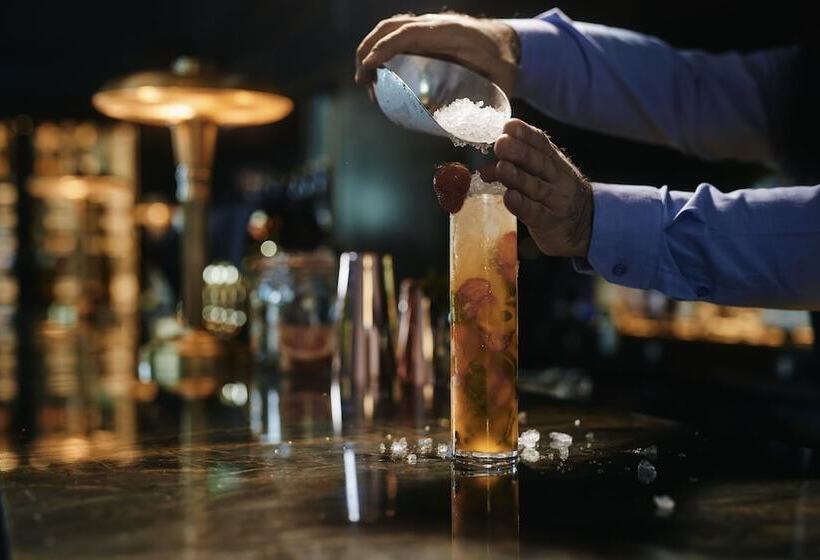 هتل Pullman Doha West Bay