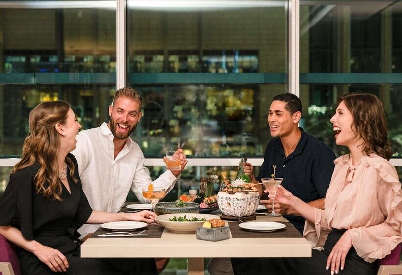 هتل Pullman Doha West Bay