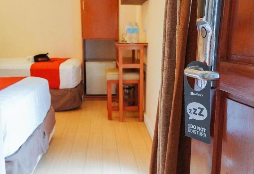 هتل Reddoorz @ Climaco Street Cebu