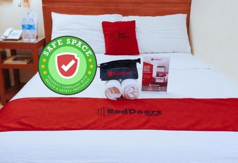 هتل Reddoorz @ Climaco Street Cebu