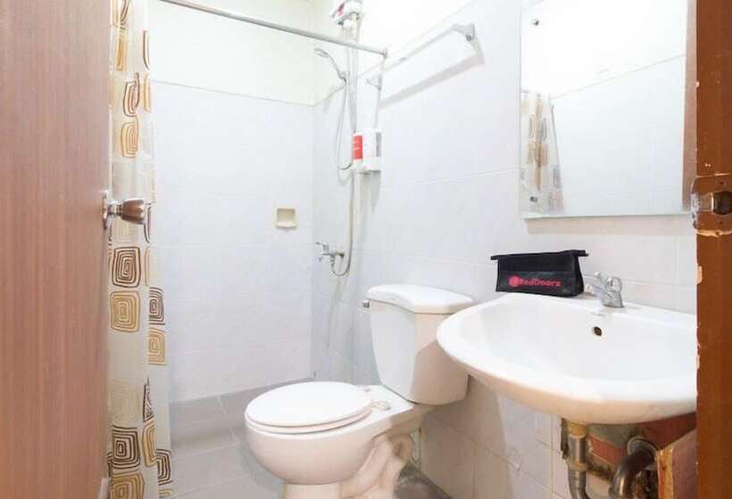 هتل Reddoorz Near Centrio Mall Cagayan De Oro City