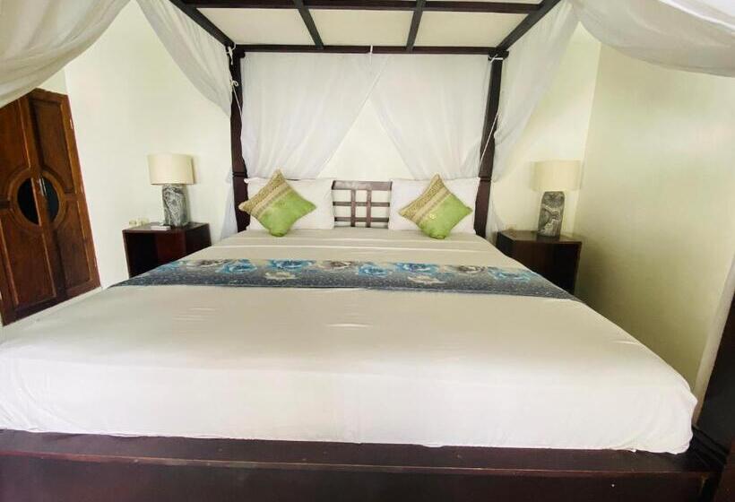 בית מלון כפרי Solaluna Beach Homestay