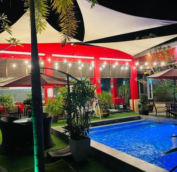 酒店 Villa Abadi Resort