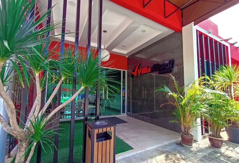 هتل Villa Abadi Resort