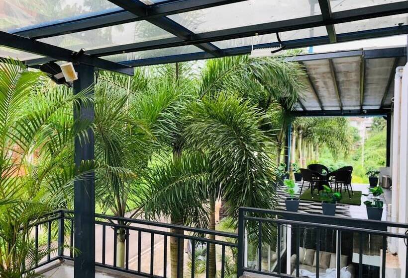 בית מלון כפרי Villa The Abode, Goa