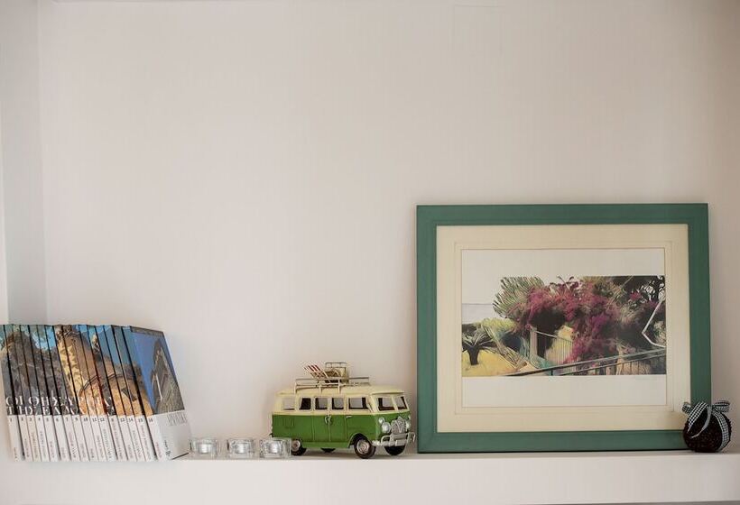 Oikia Eleanthi   Beachfront Garden Home!