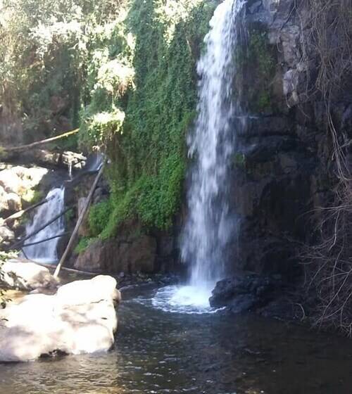 بنسيون D & H Guesthouse